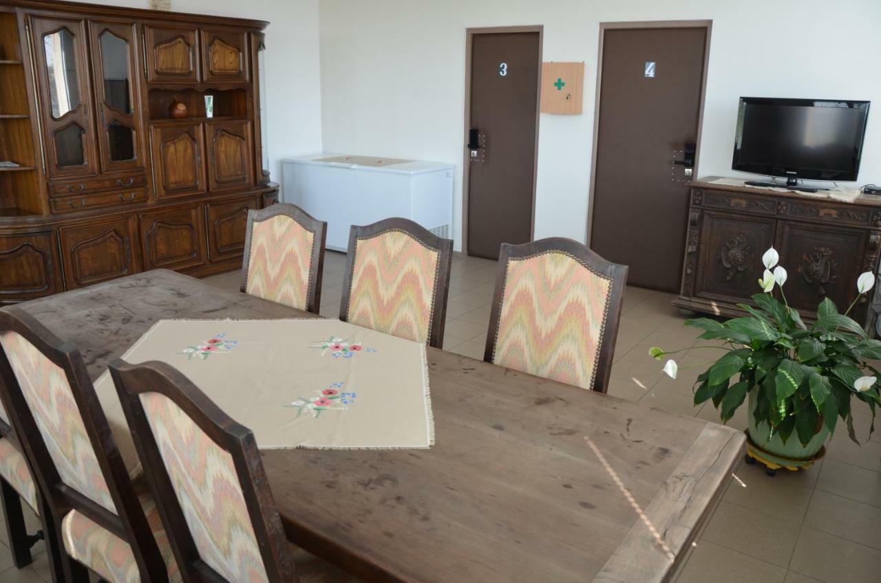 Country House Reem Pommeuse الغرفة الصورة